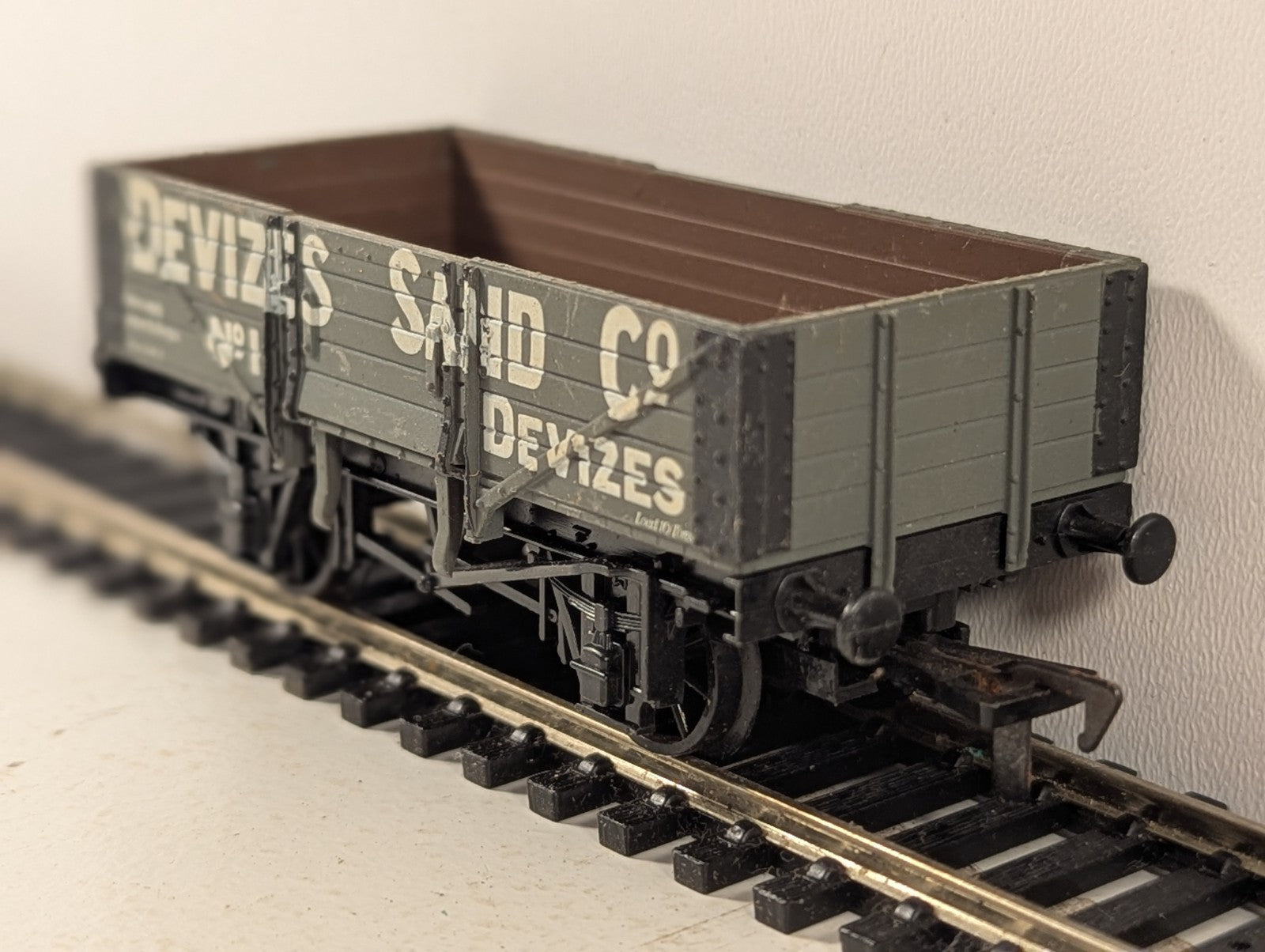 Airfix OO Gauge 5 Plank Wagon Open Wagon 1 Devizes Sand Co. 54308