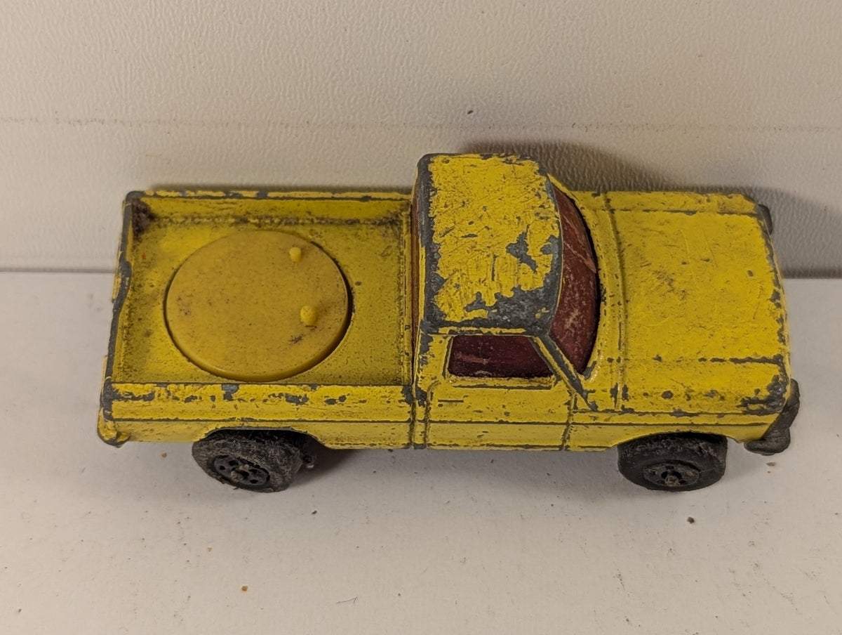 Matchbox 1:64 Rolamatics No. 57 Wild Life Truck Die-cast Model Vehicle Yellow