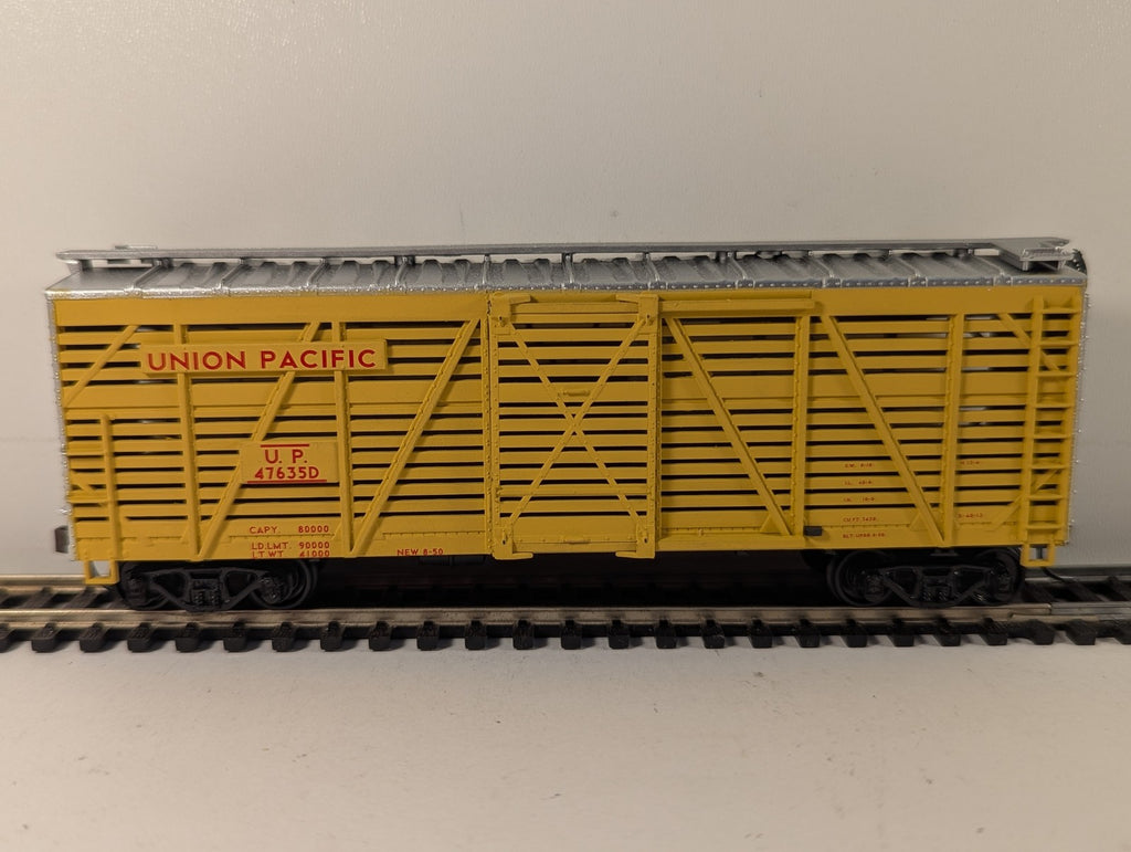 Athearn HO Scale 40ft Stock Car 47635D Union Pacific 1779