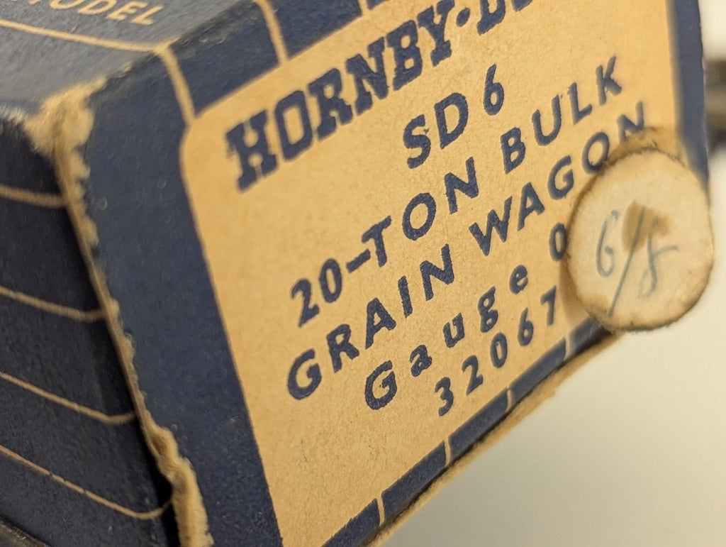 Hornby Dublo 32067 20 Ton Bulk Grain Wagon OO Gauge Boxed