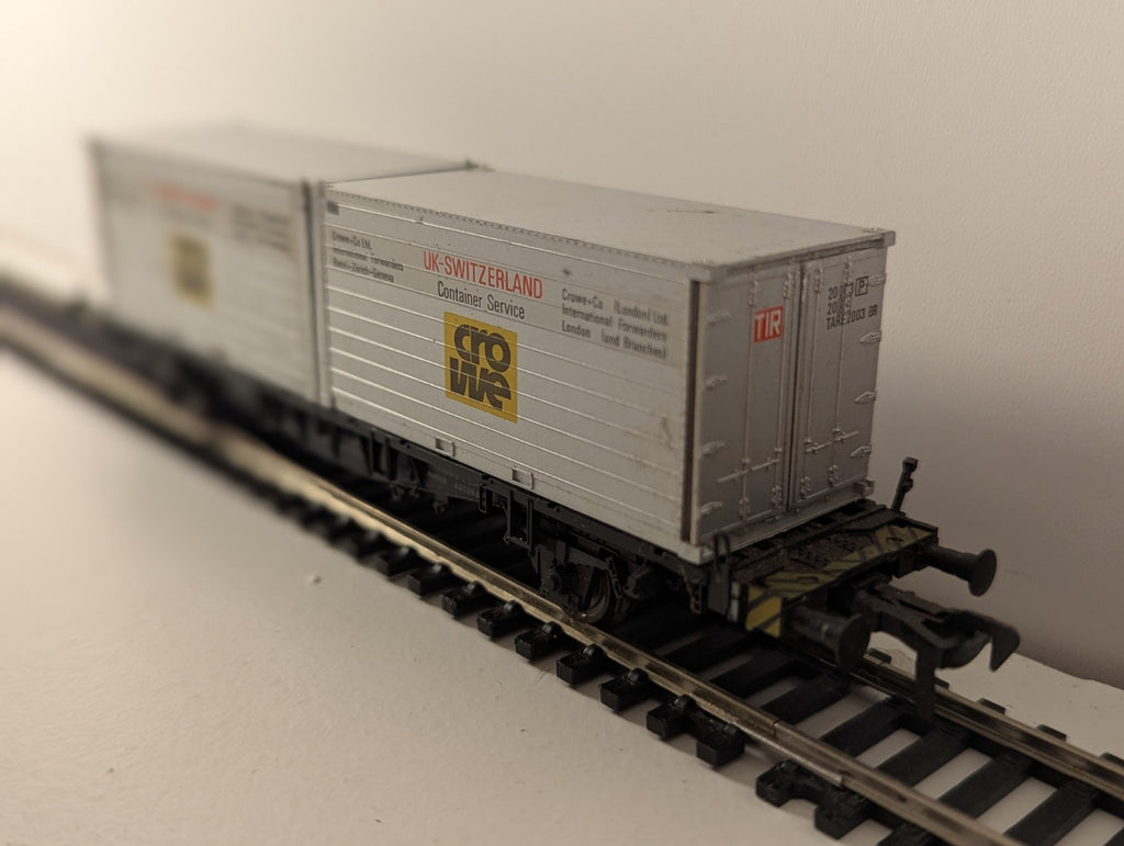 Fleischmann 5235 HO Flat Wagon With Crowe & Co Containers