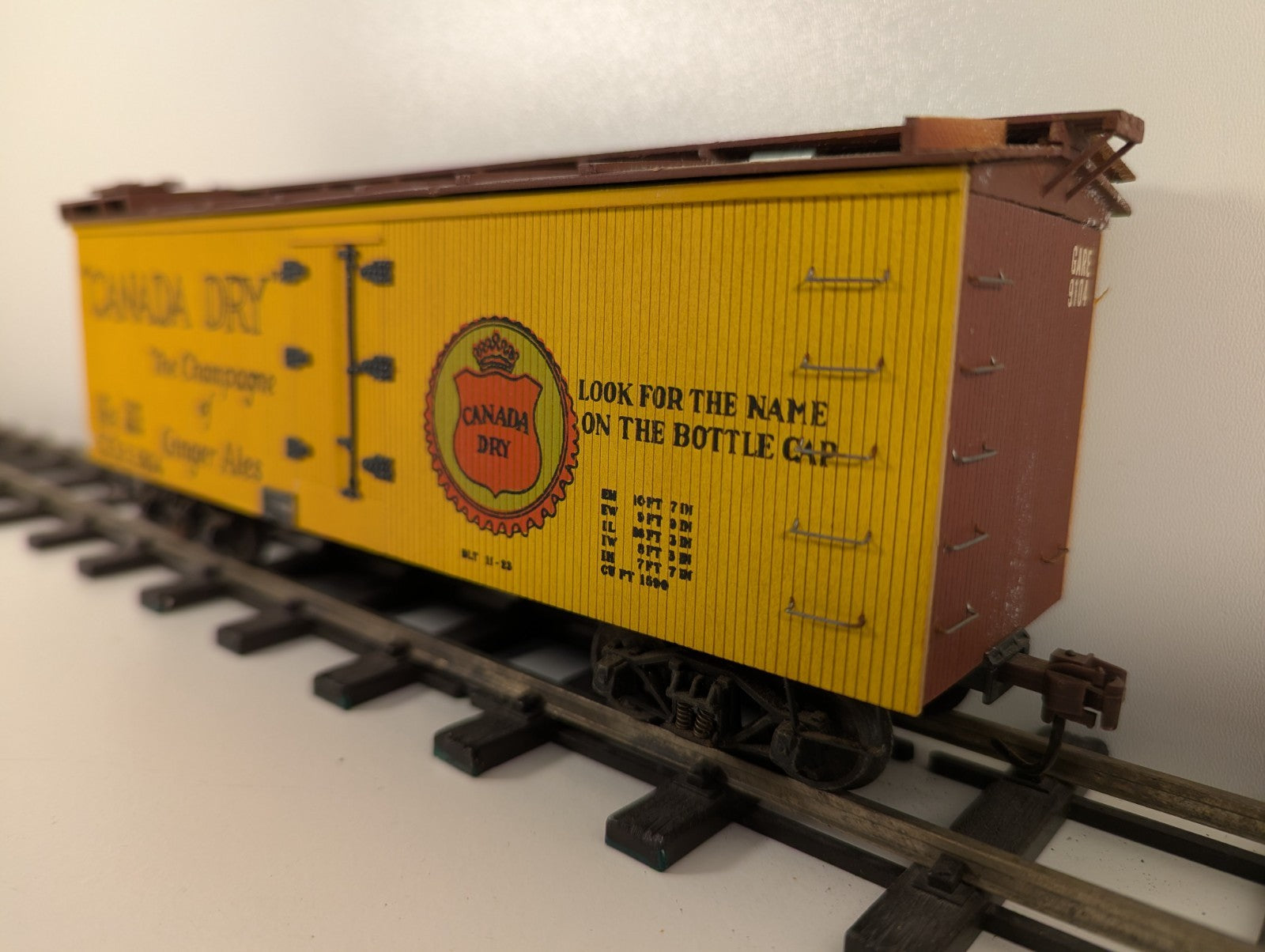RailKing Canada Dry Die-Cast Reefer Car – O Gauge