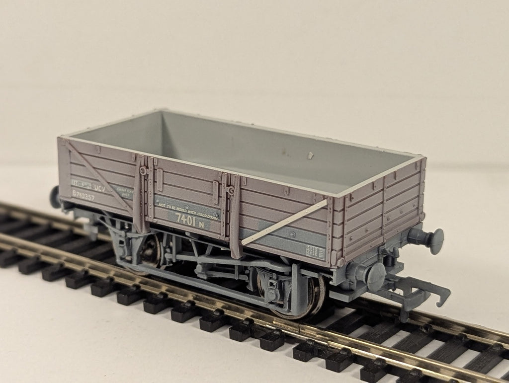 Bachmann OO Gauge China Clay Wagon without Hood Goods Wagon B743357