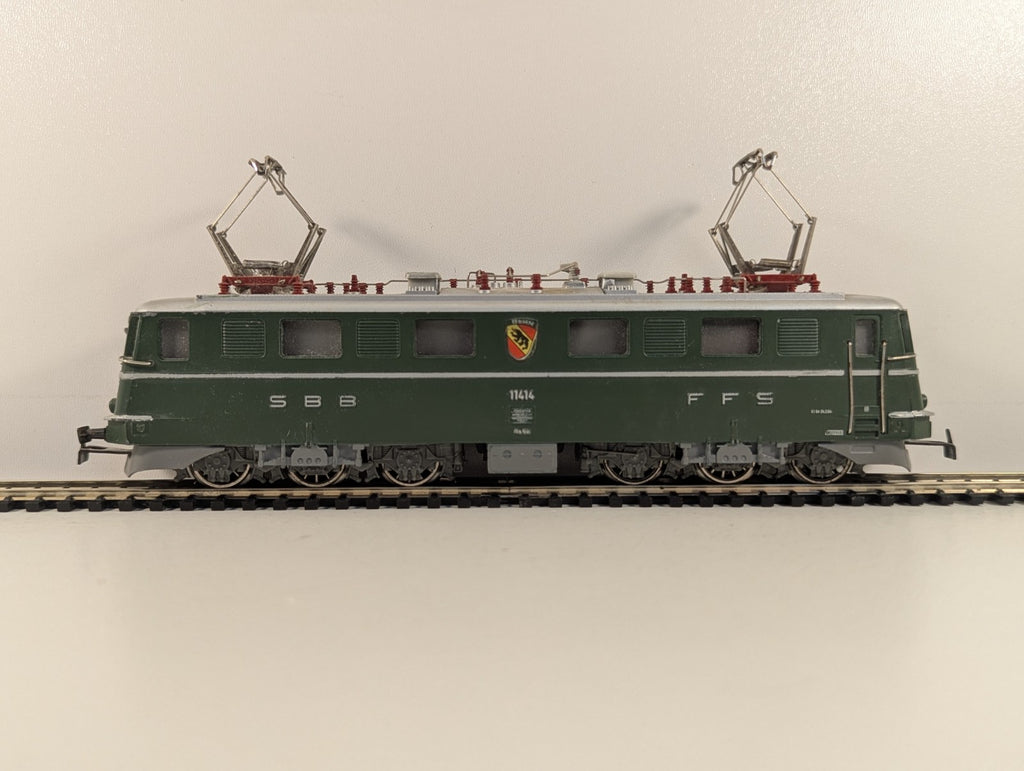 Märklin 3050 H0 Gauge SBB Re 4/4 Electric Locomotive Green - Boxed