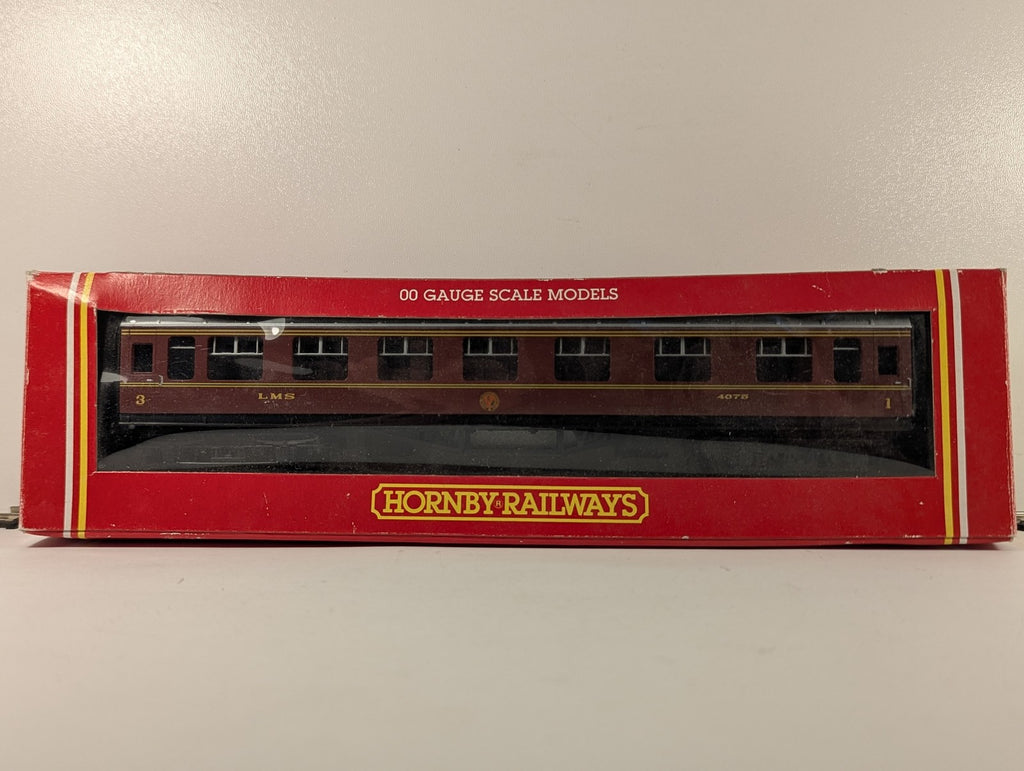 Hornby OO Gauge LMS Composite Coach Passenger Coach 4075 LMS Crimson Lake R.475