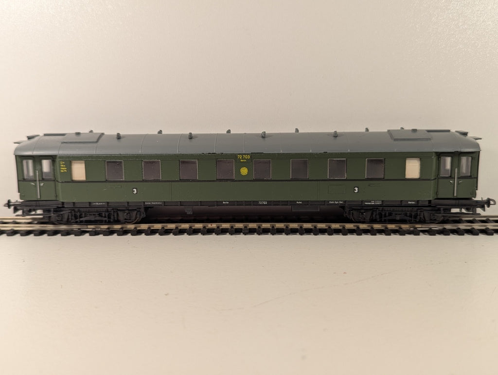 Liliput HO Gauge Deutsche Bundesbahn Passenger Coach