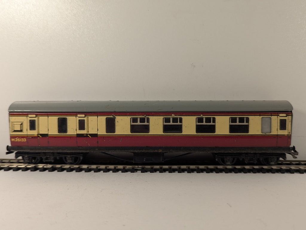Hornby-Dublo OO Gauge BR Carmine & Cream Brake Third Coach Passenger Coach