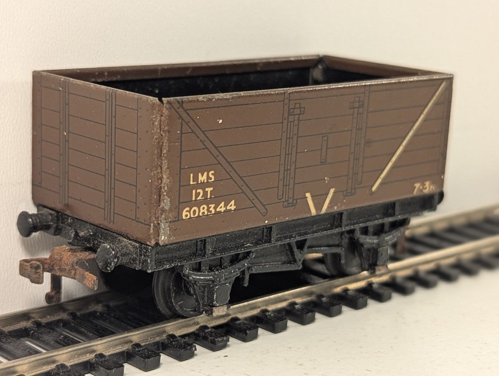 Hornby Dublo OO Gauge LMS 12T 5-Plank Open Wagon 608344