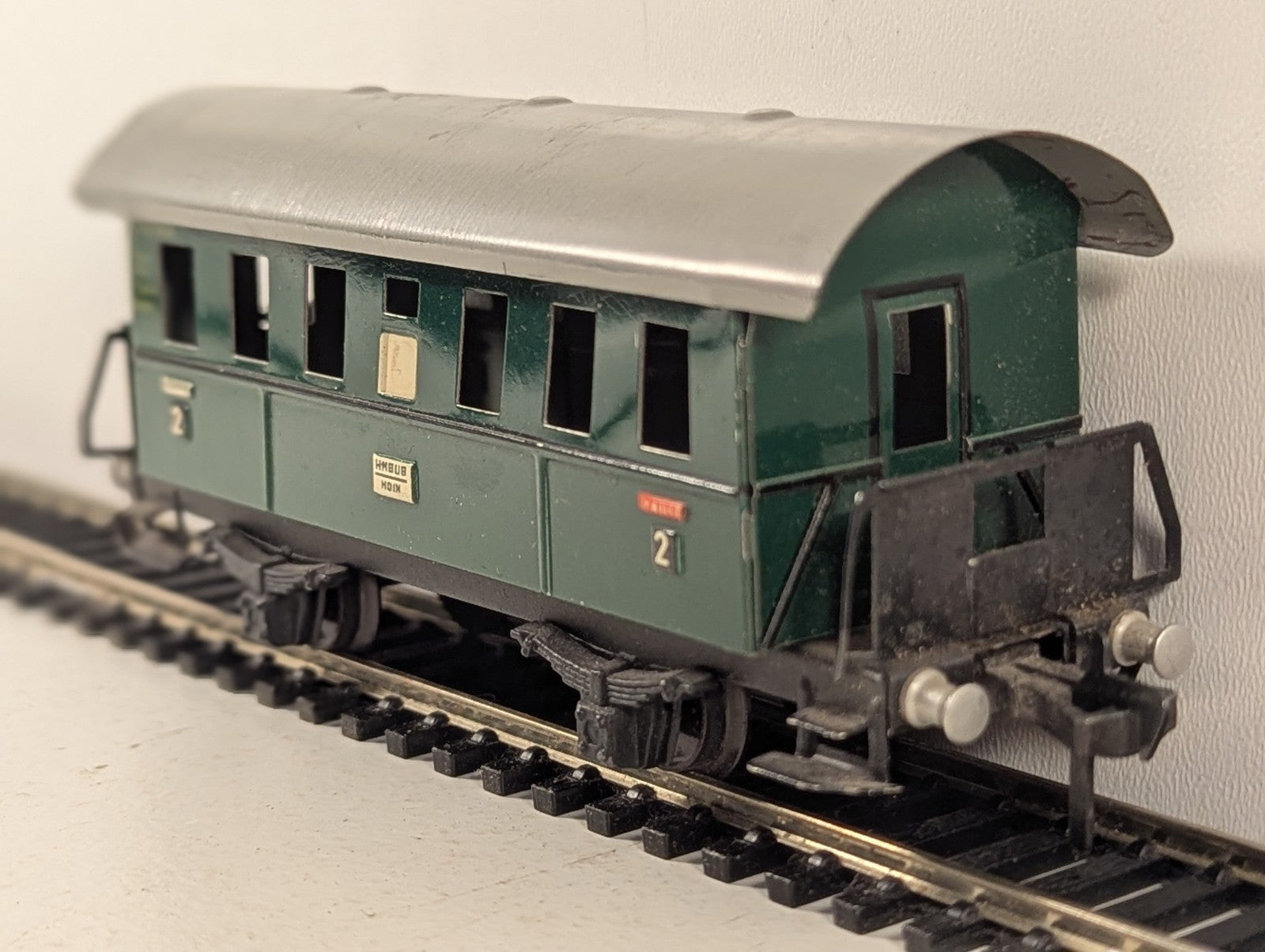 Fleischmann HO Gauge Tinplate 2-Axle Passenger Coach 140 Nür Green