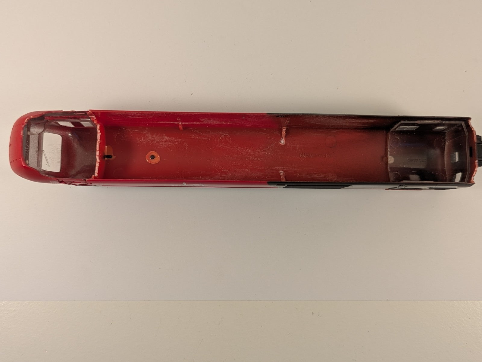 Hornby R2045 OO Gauge Class 43 HST Power Car Body Shell Virgin Livery