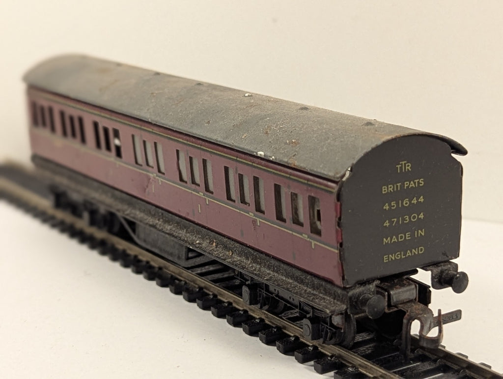 Hornby Dublo BR Suburban 1st & 3rd Class Coach OO Gauge