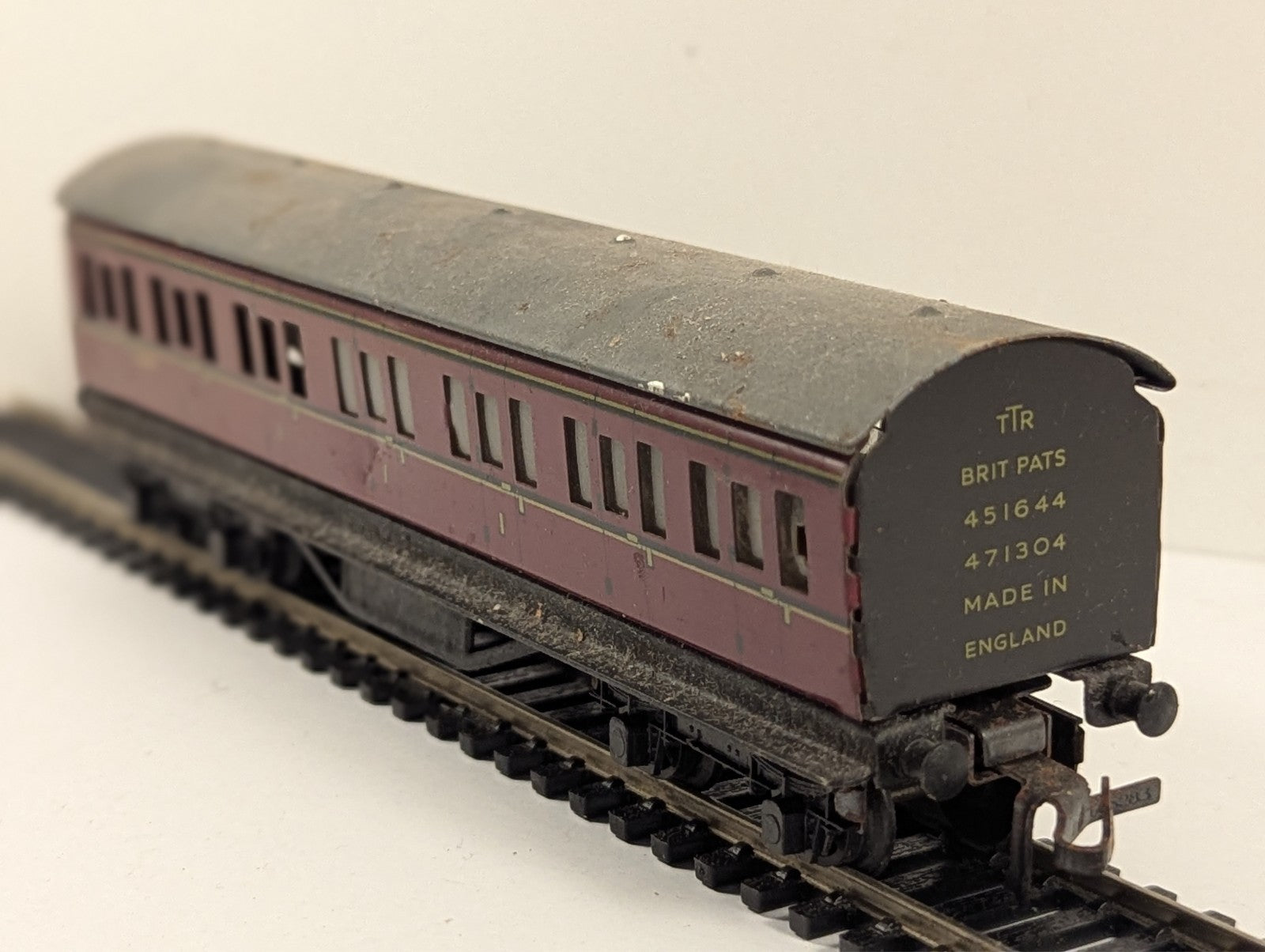 Hornby Dublo BR Suburban 1st & 3rd Class Coach OO Gauge