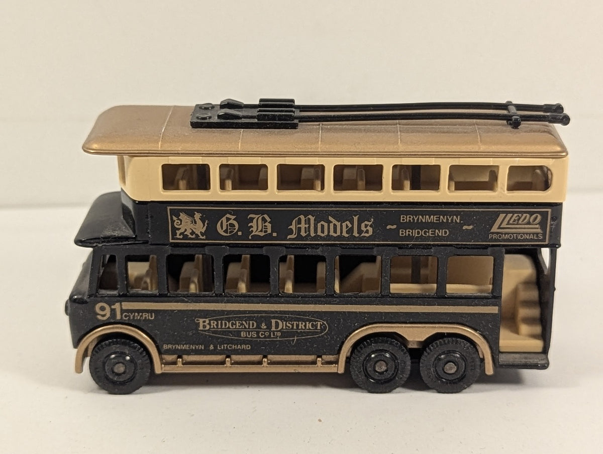 Lledo 3-Axle Trolleybus Die-cast Model Trolleybus 91