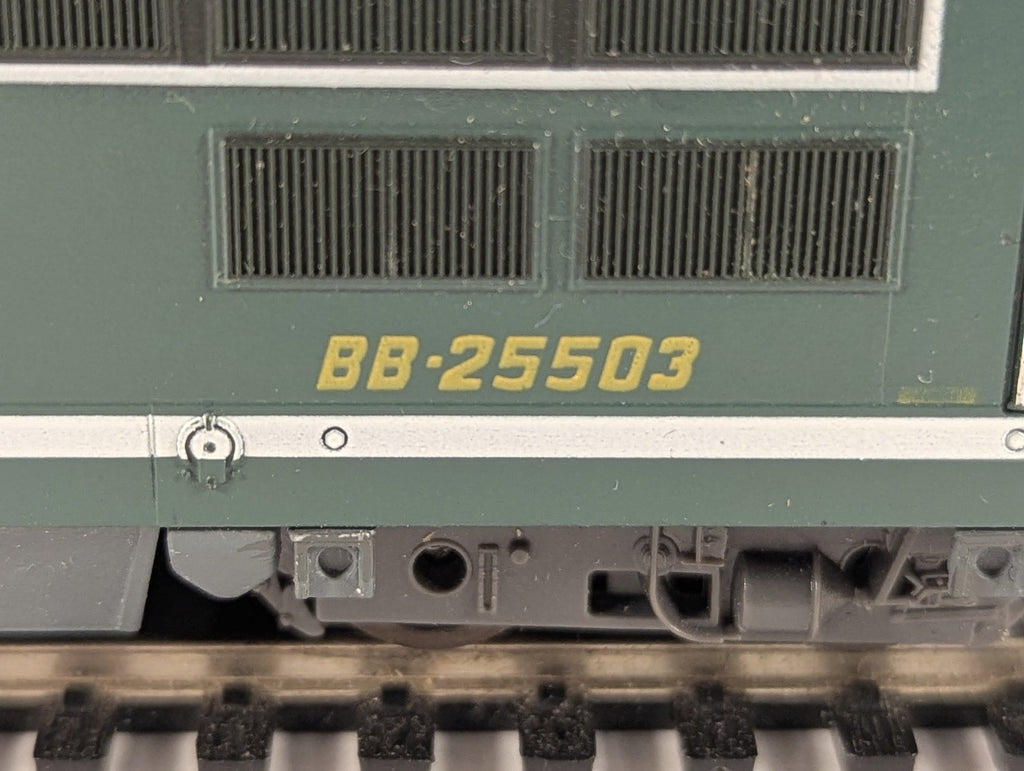 Lima HO Gauge SNCF Class BB 25500 Electric Locomotive BB-25503 SNCF Green