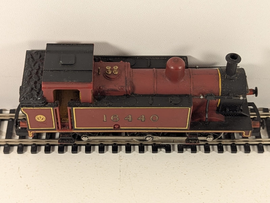 Hornby R052 LMS 3F Jinty 0-6-0T LMS Maroon