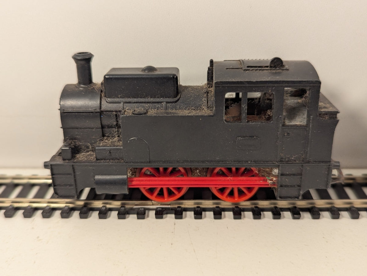 Tri-ang OO Gauge Clockwork Steam Tank Locomotives x2 Spares or Repair