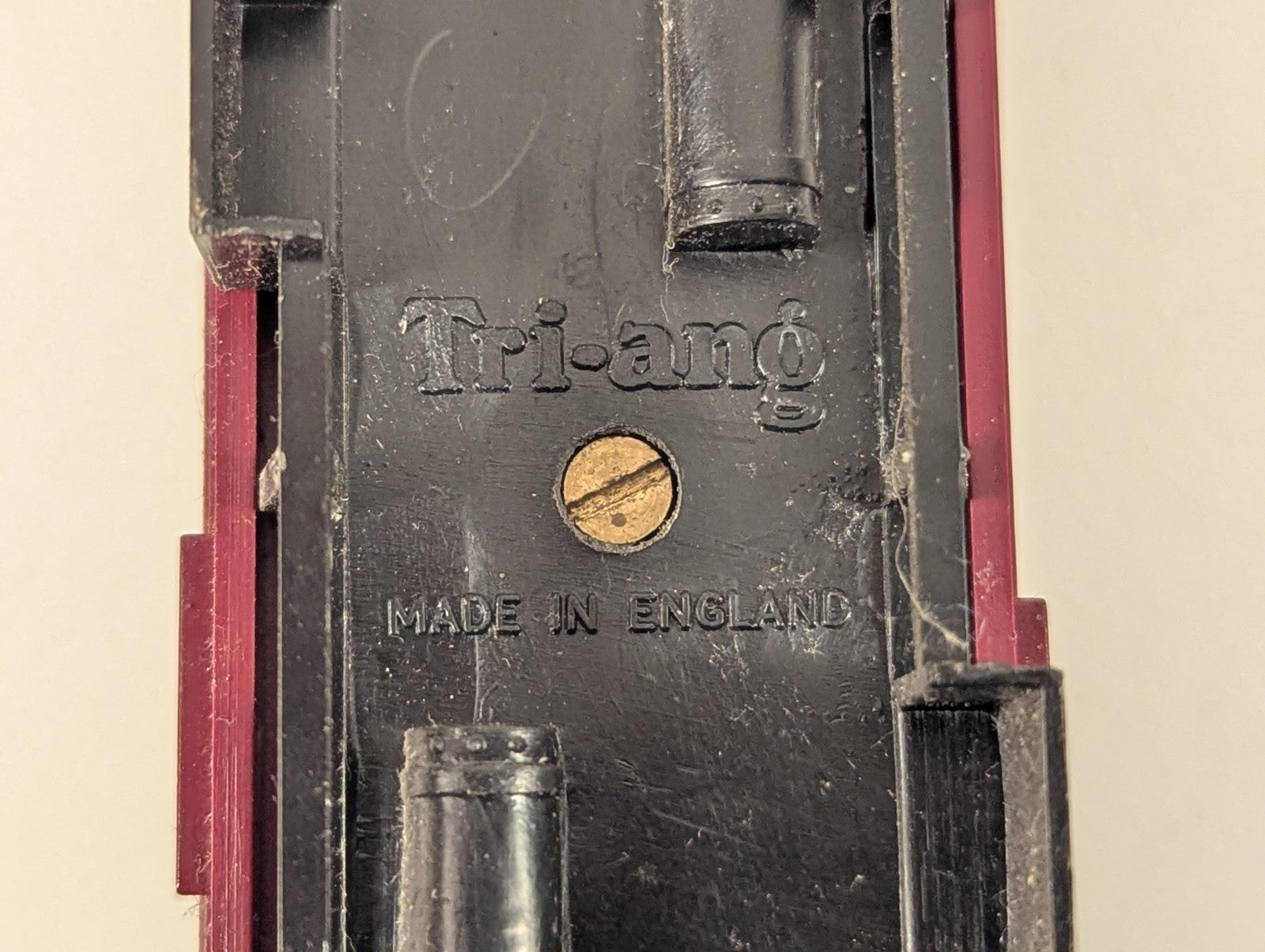 Tri-ang OO Gauge BR Mk1 Composite Coach