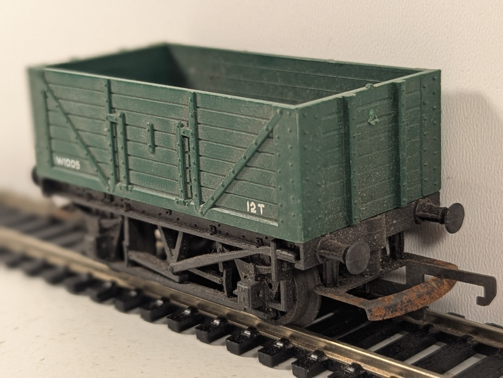 Tri-ang OO Gauge R10 BR 12-Ton Open Wagon Green W1005