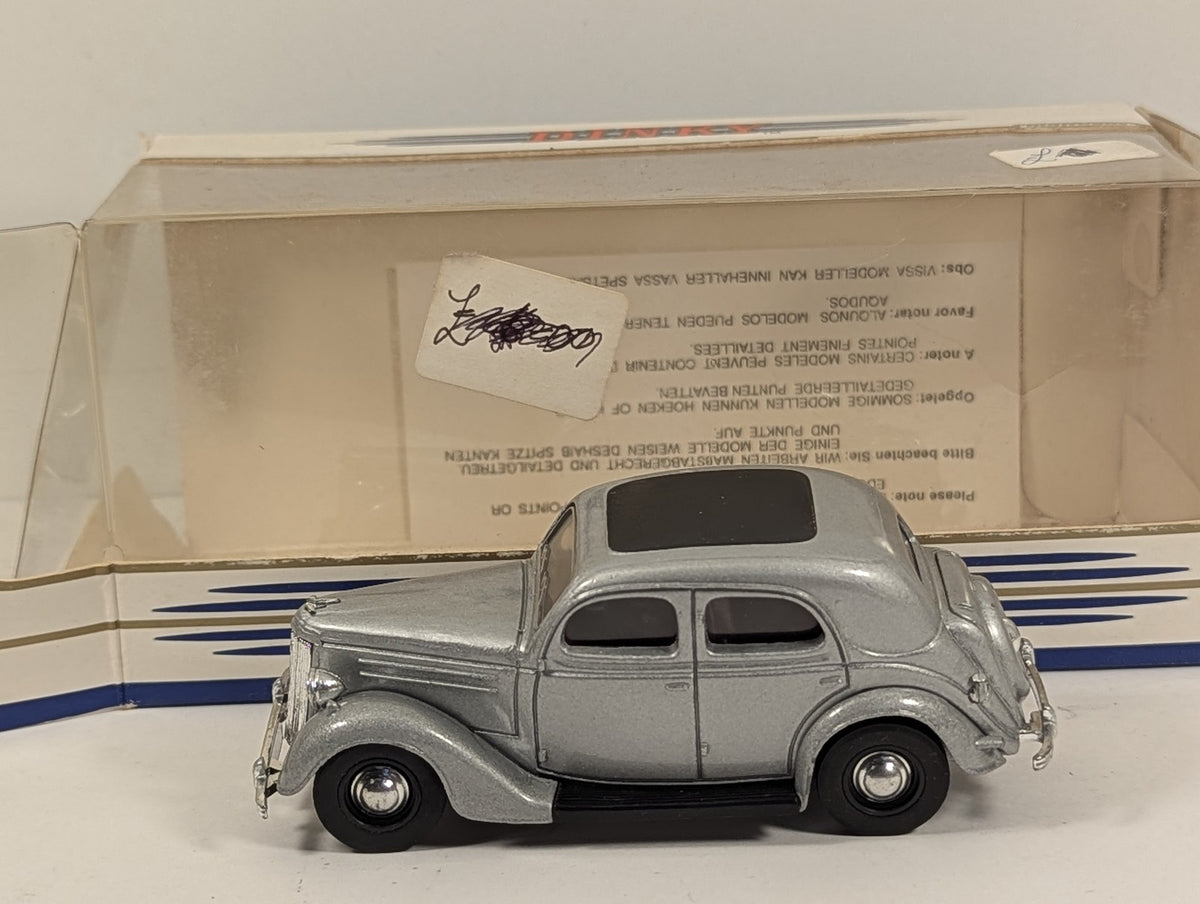 Matchbox Dinky 1:43 1950 Ford V8 Pilot Die-cast Model Car HOY 712 Silver DY5-B