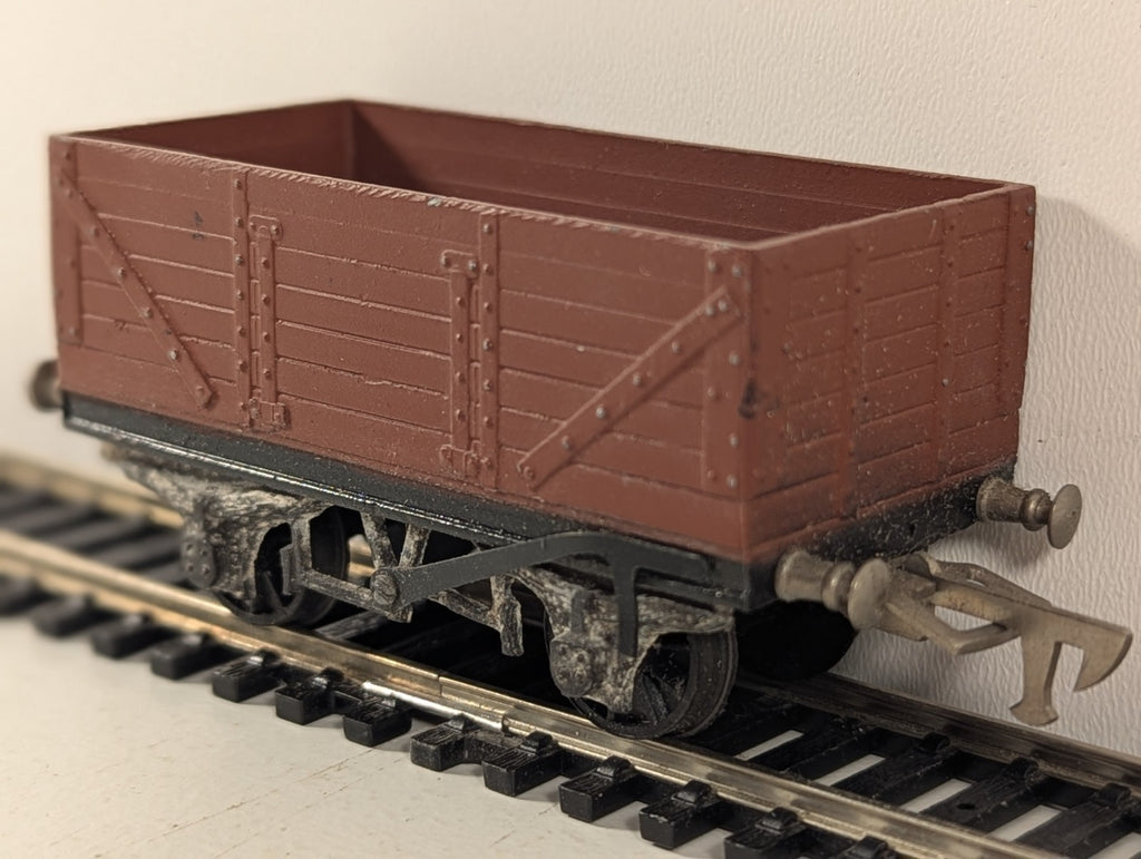 Graham Farish 5 Plank Wagon Red Oxide