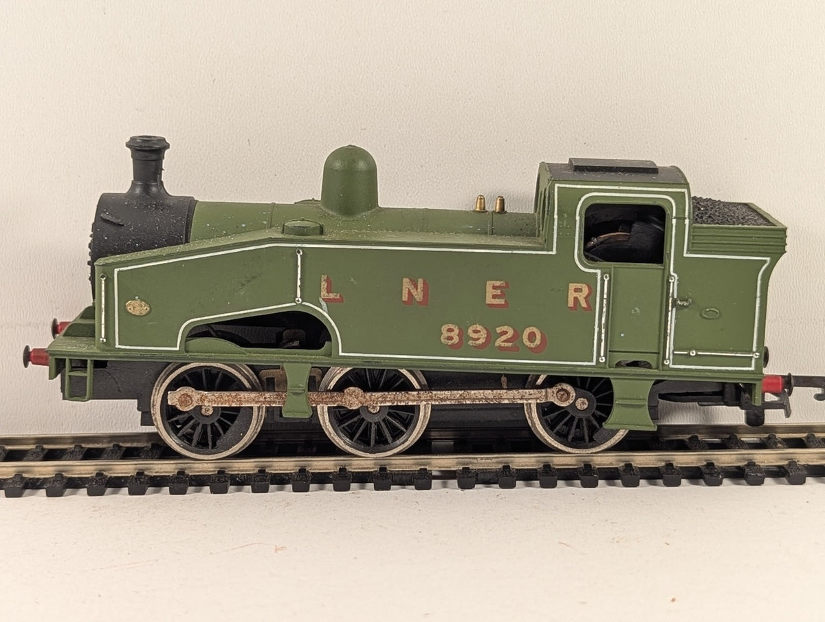 Lima OO Gauge Class J50 0-6-0T Steam Locomotive 8920 LNER Green Spares or Repair
