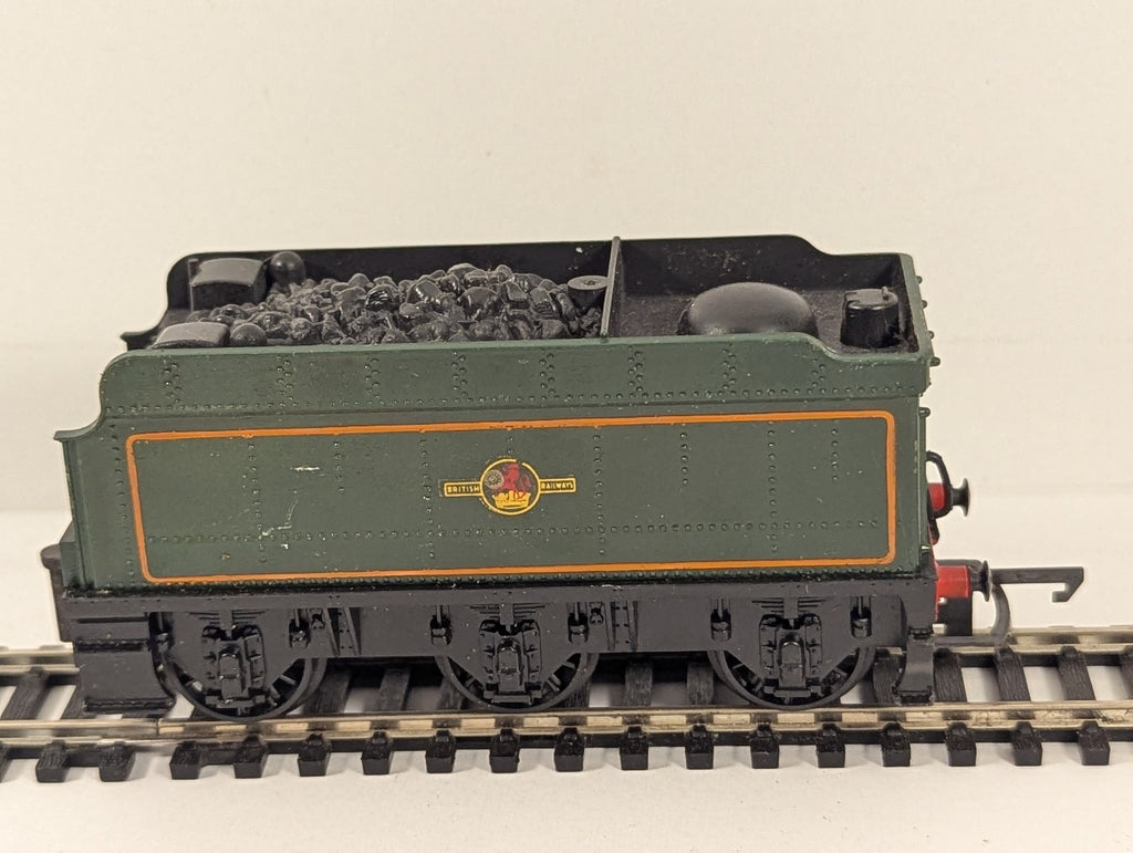 Tri-ang OO Gauge BR 6-Wheel Tender BR Green