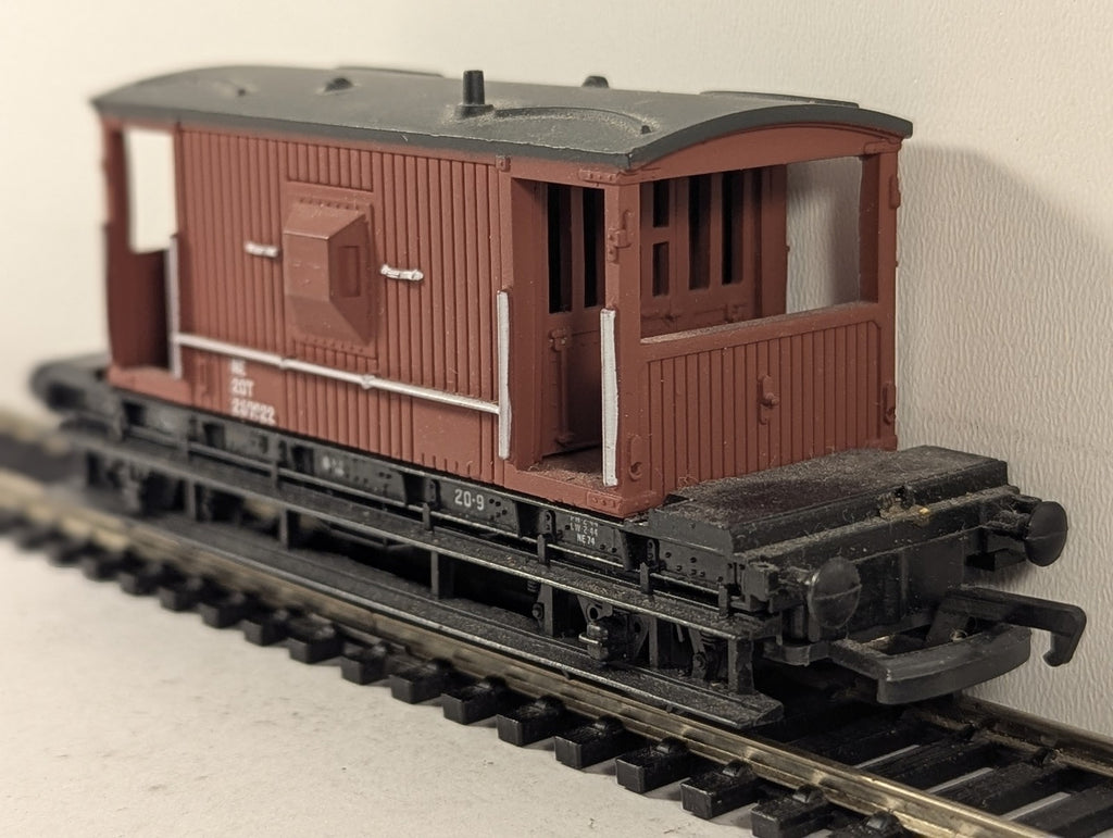 Bachmann OO Gauge NE 20 Ton Goods Brake Van 260922 NE Bauxite