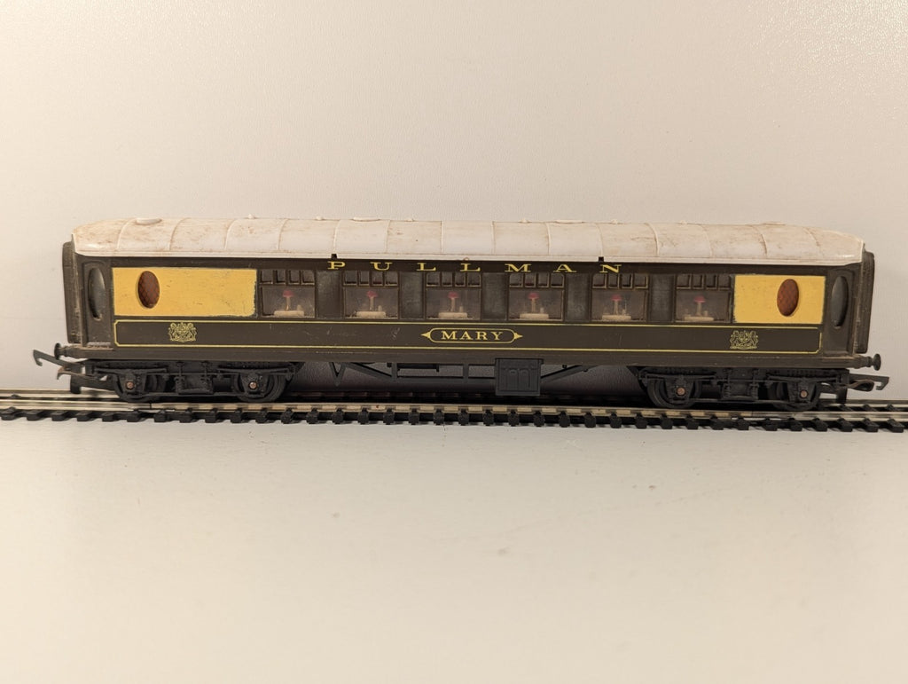 Tri-ang Hornby OO Gauge Pullman Parlour Car “Mary”