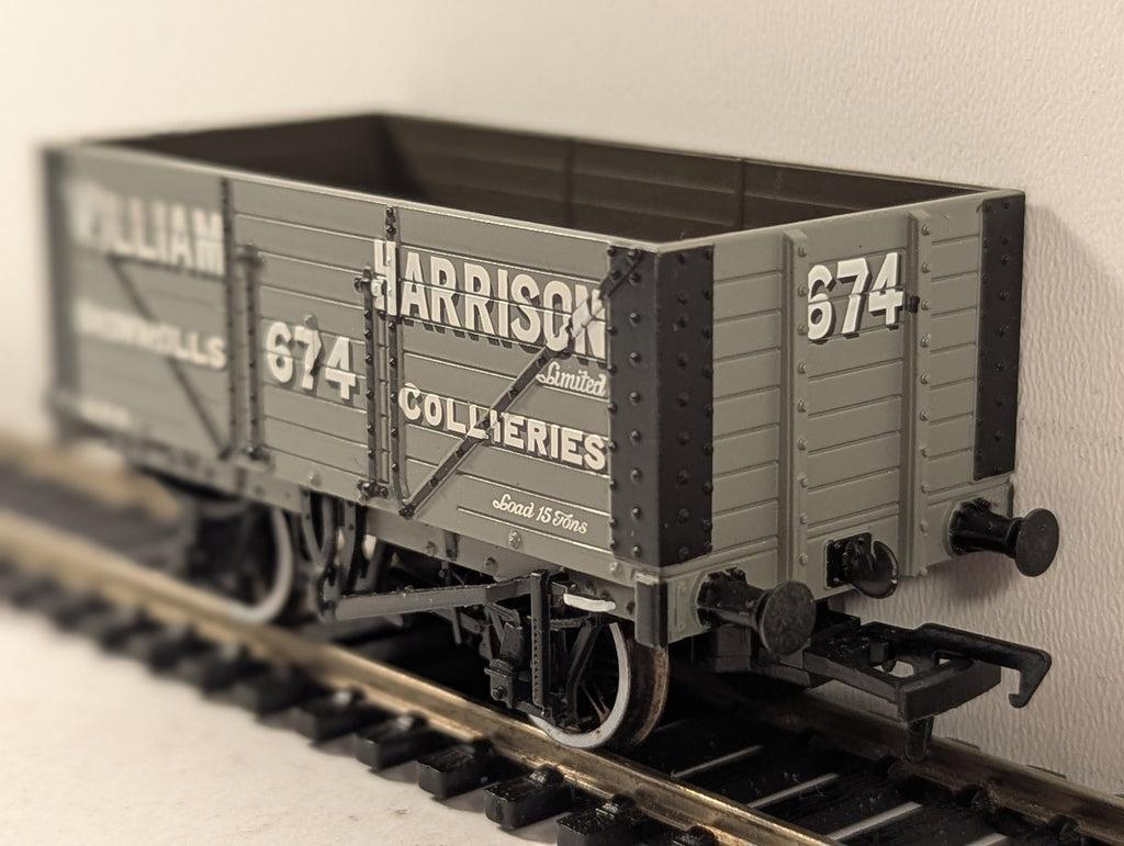 Bachmann OO Gauge 7 Plank Wagon William Harrison Brownhills Collieries