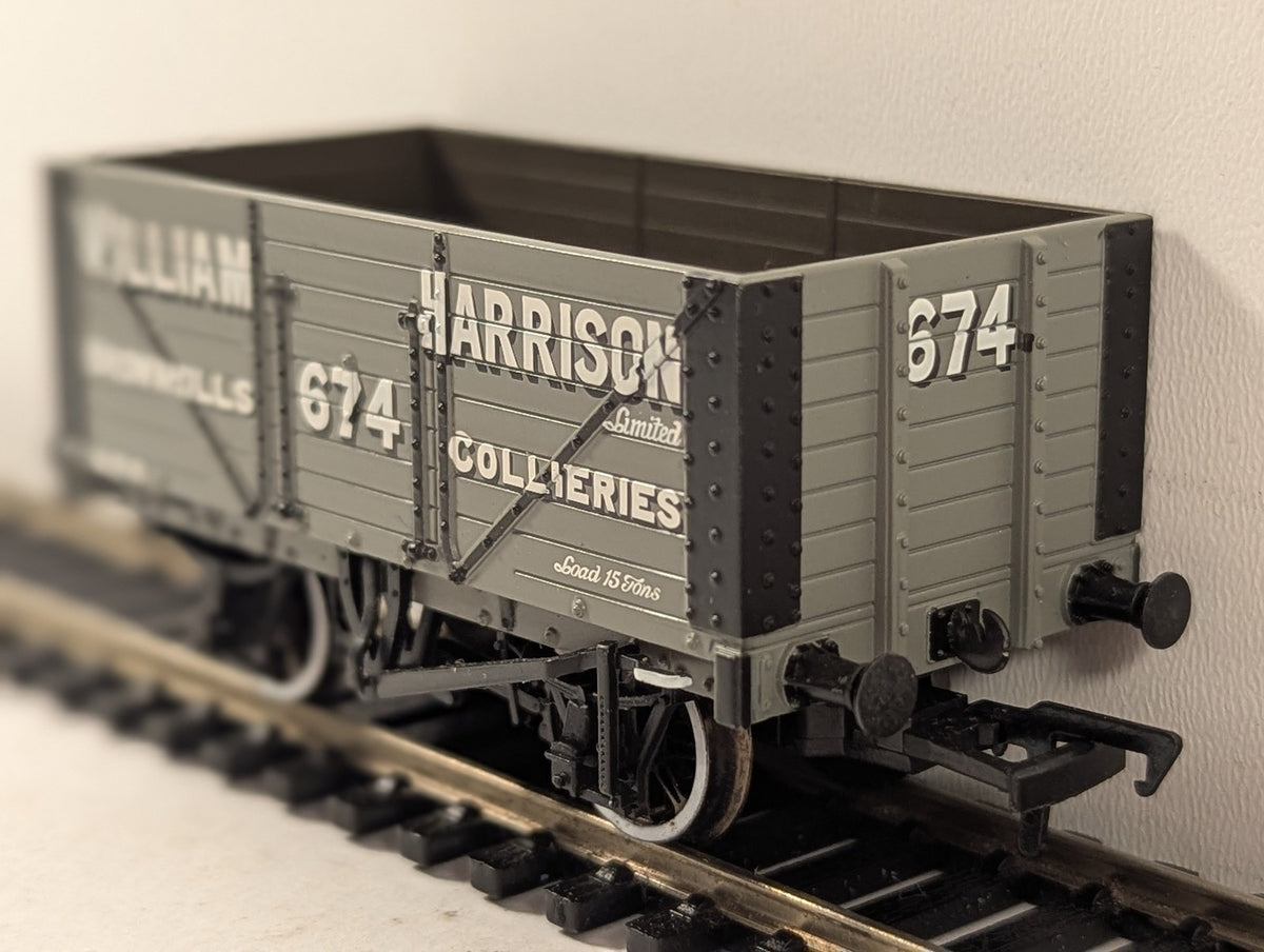 Bachmann OO Gauge 7 Plank Wagon William Harrison Brownhills Collieries