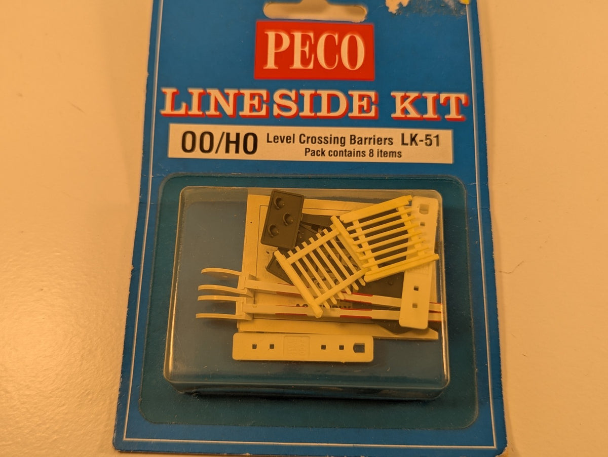 Peco Lineside Kit LK-51 Level Crossing Barriers