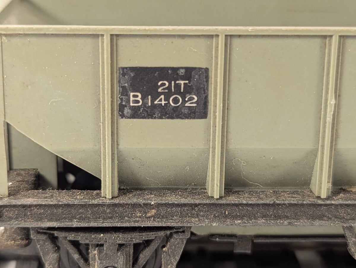 Tri-ang OO Gauge 21 Ton Hopper Wagon B1402 BR Grey R214