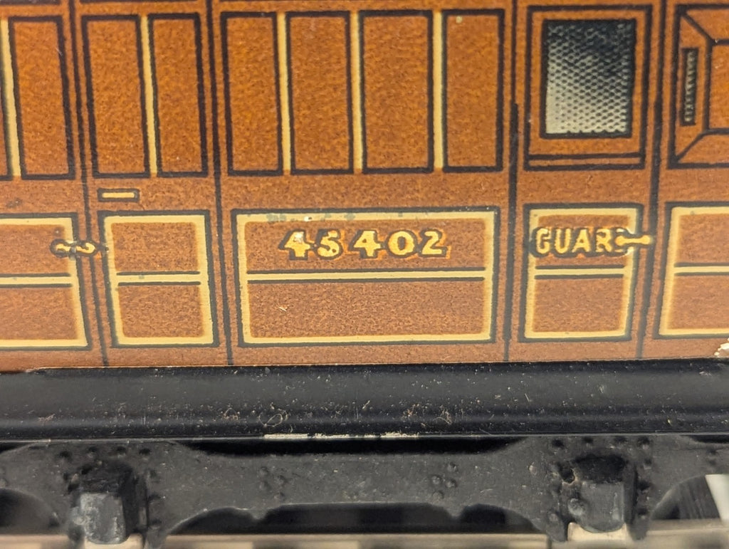 Hornby Dublo OO Gauge LNER Brake Third Coach Passenger Coach 45402