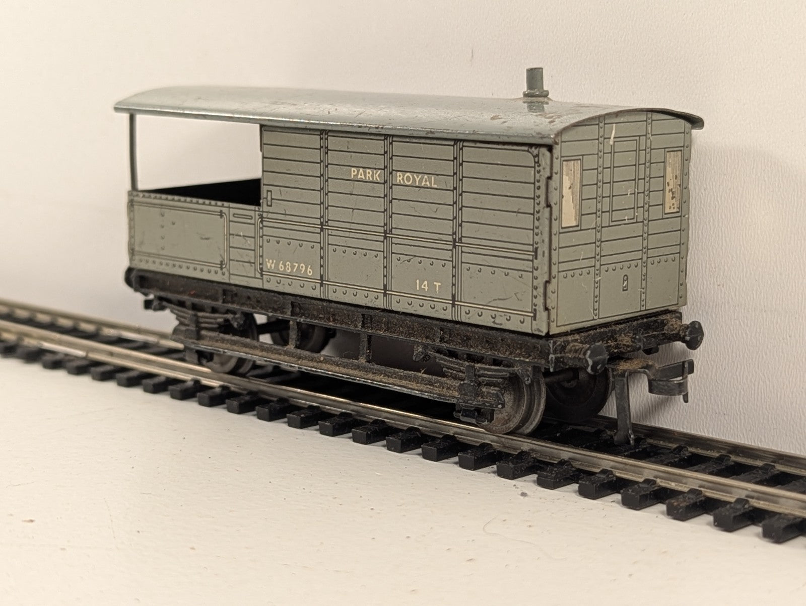 Hornby Dublo 32047 OO Gauge Western Region GWR Toad Brake Van - Boxed