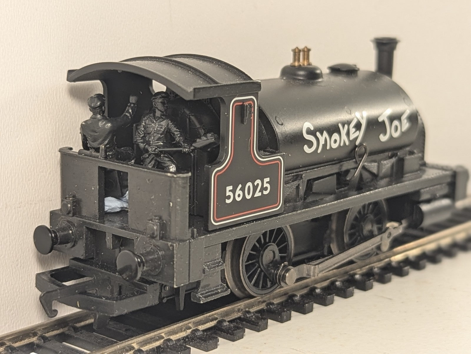 Hornby OO Gauge Class 0F "Smokey Joe" Steam Locomotive 56025 BR Black - Boxed