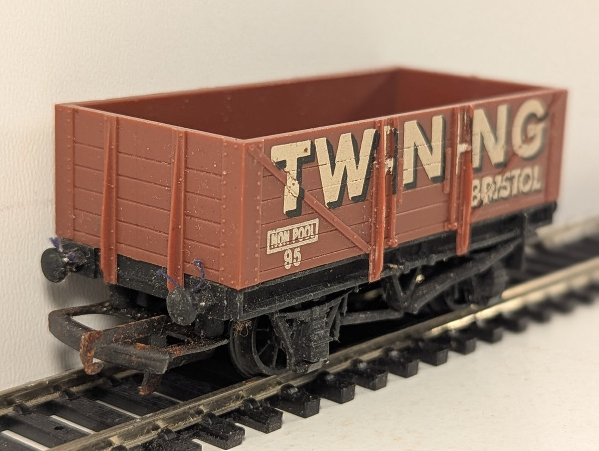 Wrenn OO Gauge 5-Plank Wagon Open Wagon 95 Twining (Bristol) Brown