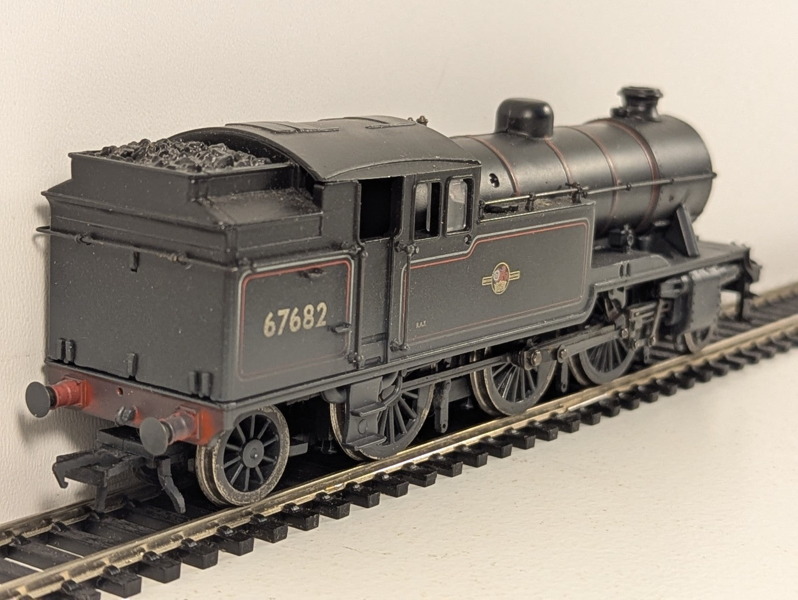 Bachmann Branchline OO Gauge Class V3 2-6-2T 67682 BR Black Weathered