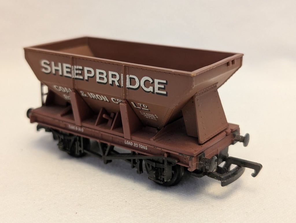 Mainline OO Gauge 20 Ton Hopper Wagon Goods Wagon 8251