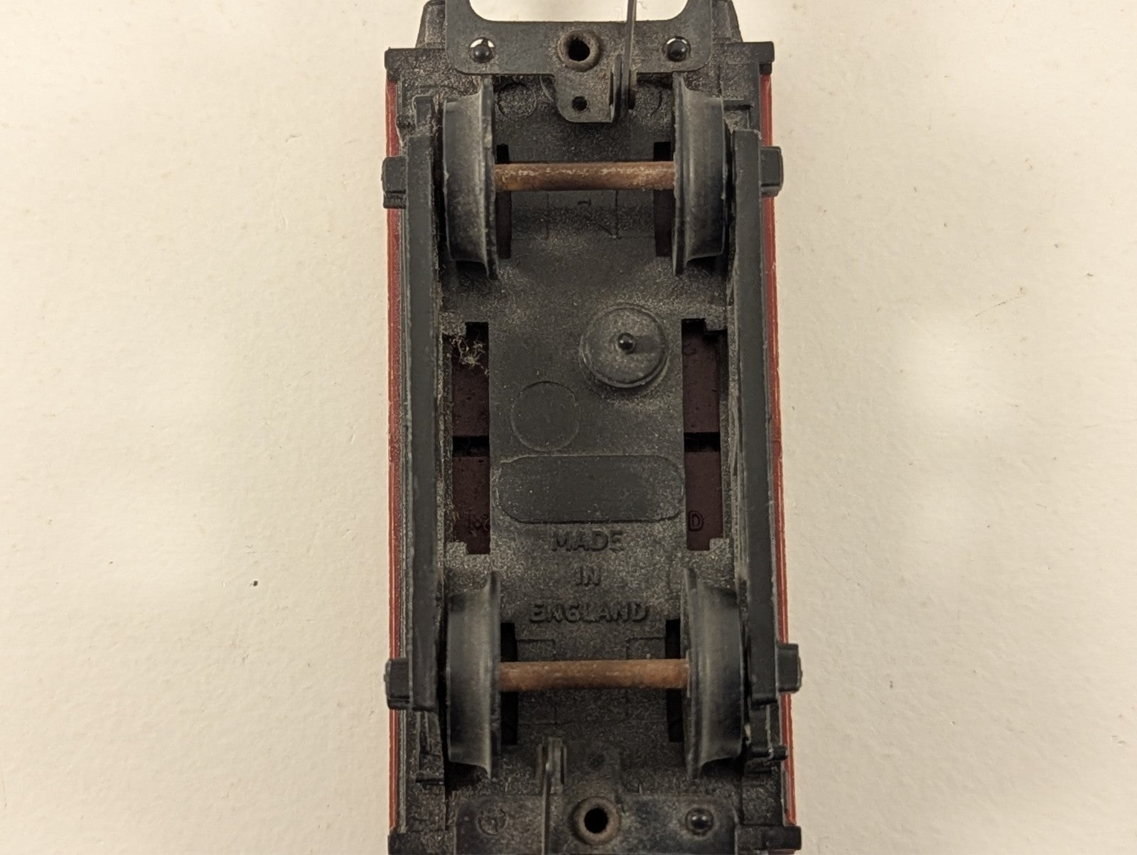 Tri-ang R17 Bolster Wagon OO Gauge
