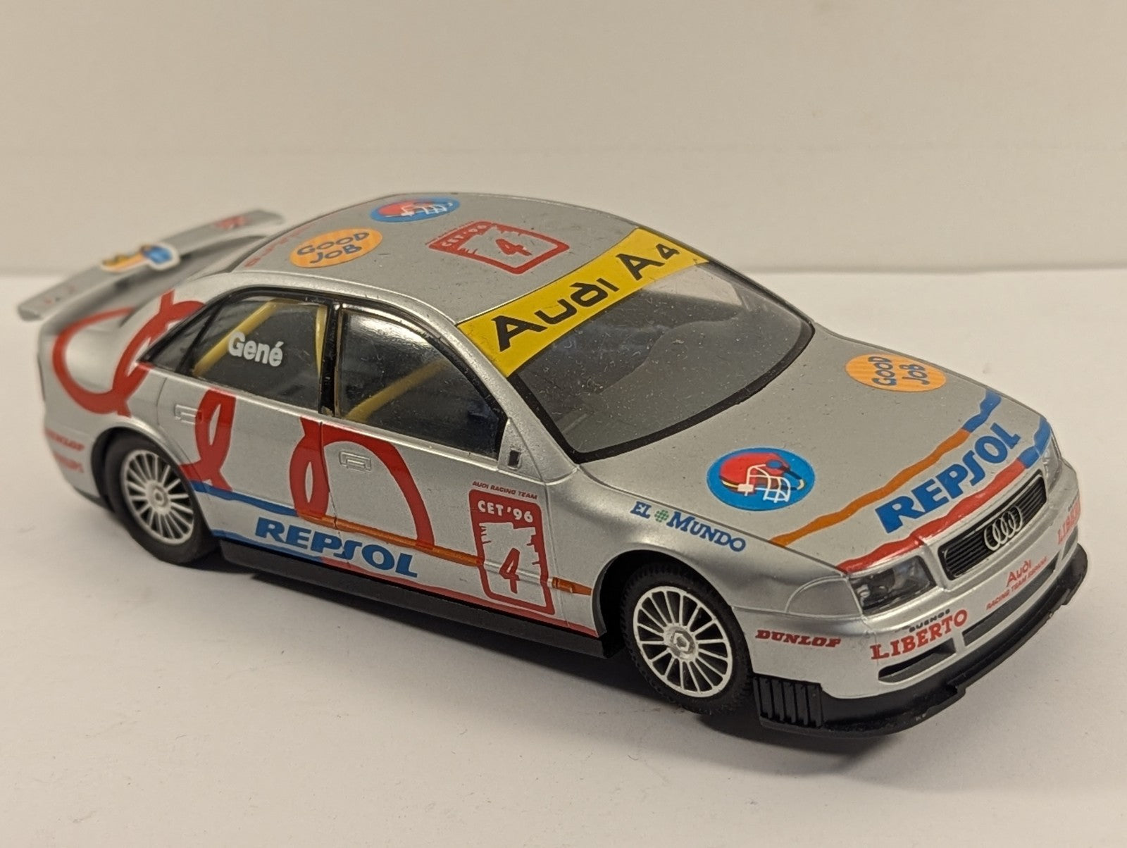 Scalextric C2034 Audi A4 Quattro "Repsol"