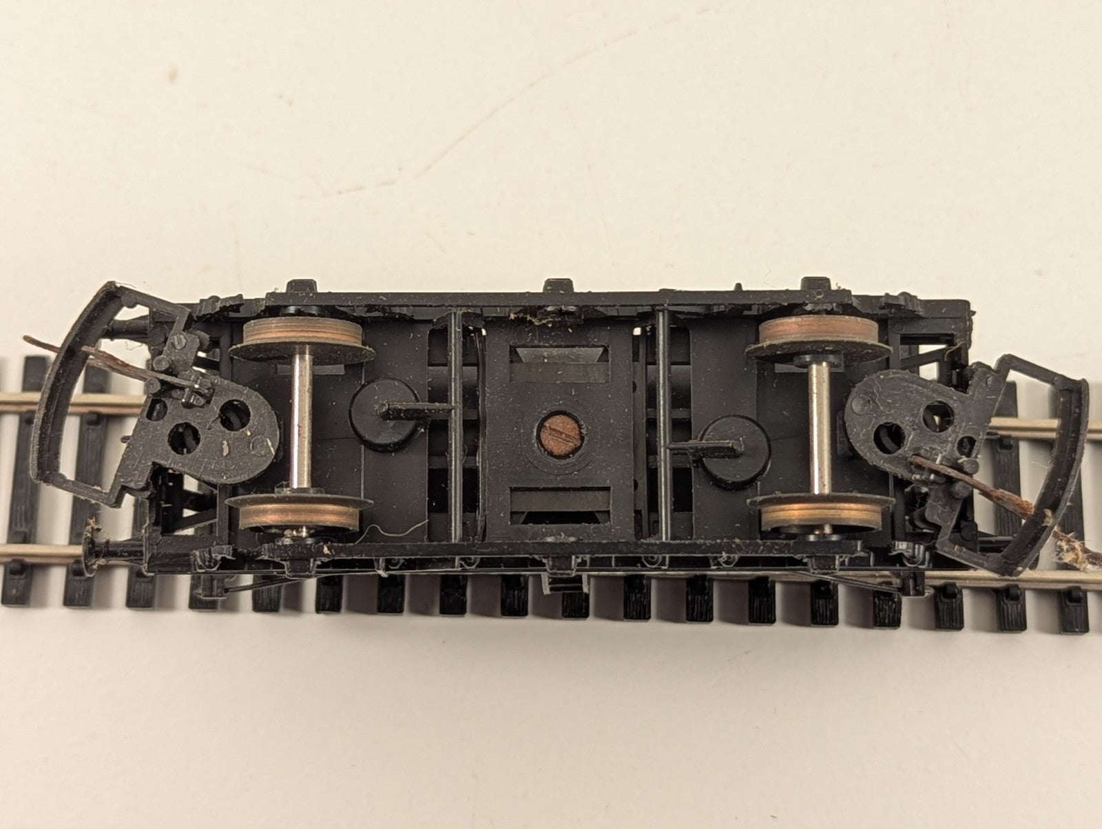Lima 305640W OO Gauge 6-Wheeled Tank Wagon – Corn Products Co Ltd