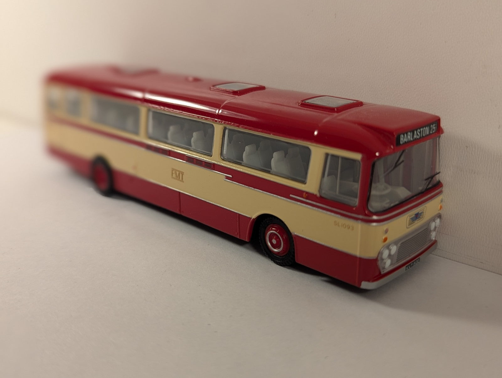 Exclusive First Editions 1:76 Alexander 'Y' Type Bus SL1093