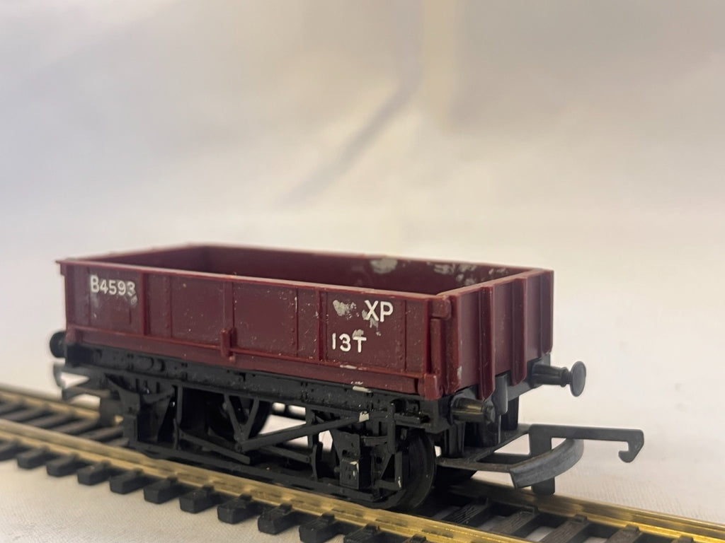 Tri-ang Hornby OO Gauge R113 Maroon Dropside Goods Wagon