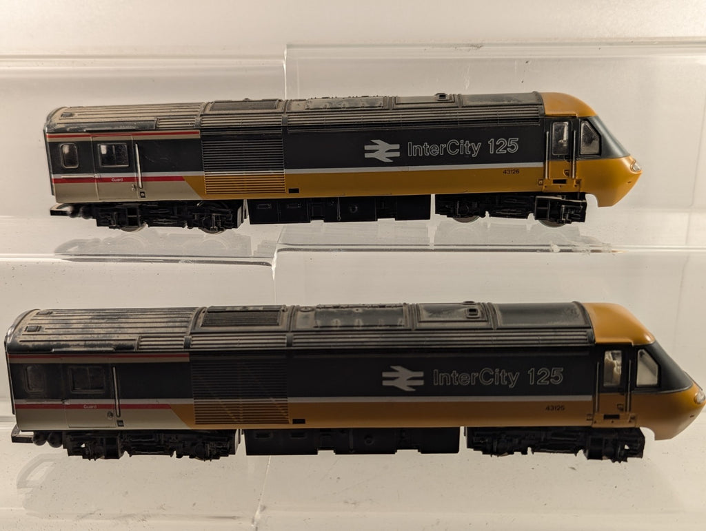 Hornby OO Gauge InterCity 125 HST Standard Livery Motorised & Dummy Power Cars
