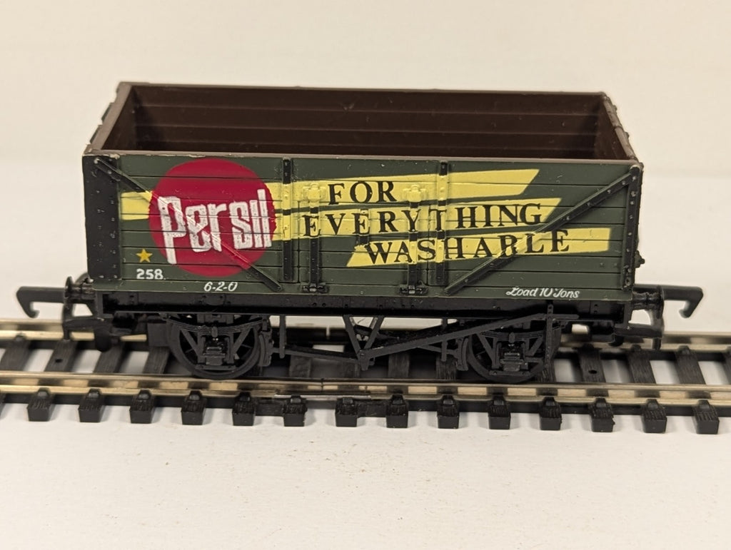 Mainline OO Gauge Persil 7 Plank Open Wagon