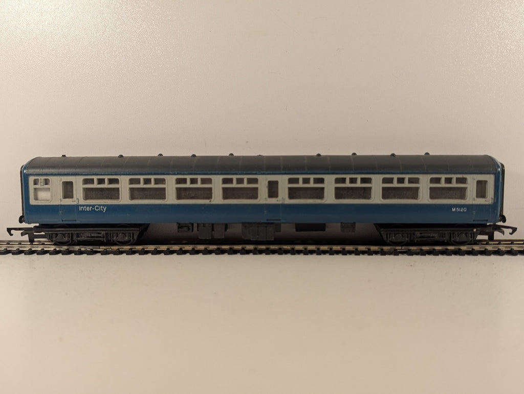 Hornby OO Gauge BR Mk1 Composite Coach Passenger Coach M5120 BR Blue