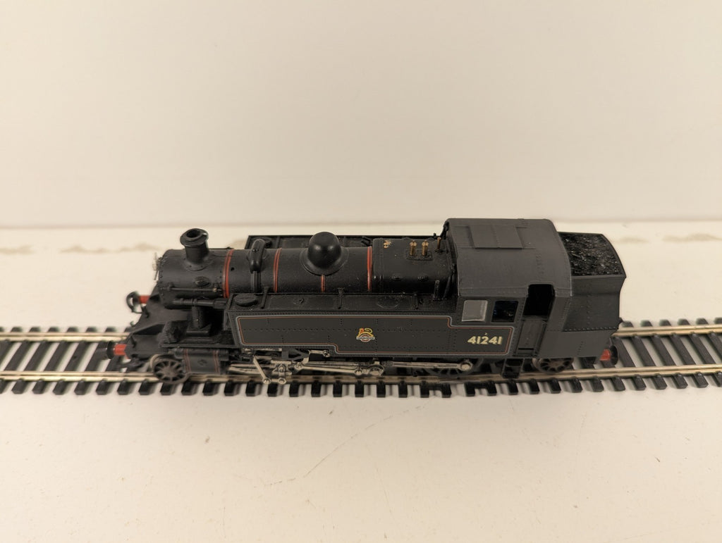 Bachmann Branchline Class 2MT Ivatt 2-6-2T BR Black Early Emblem