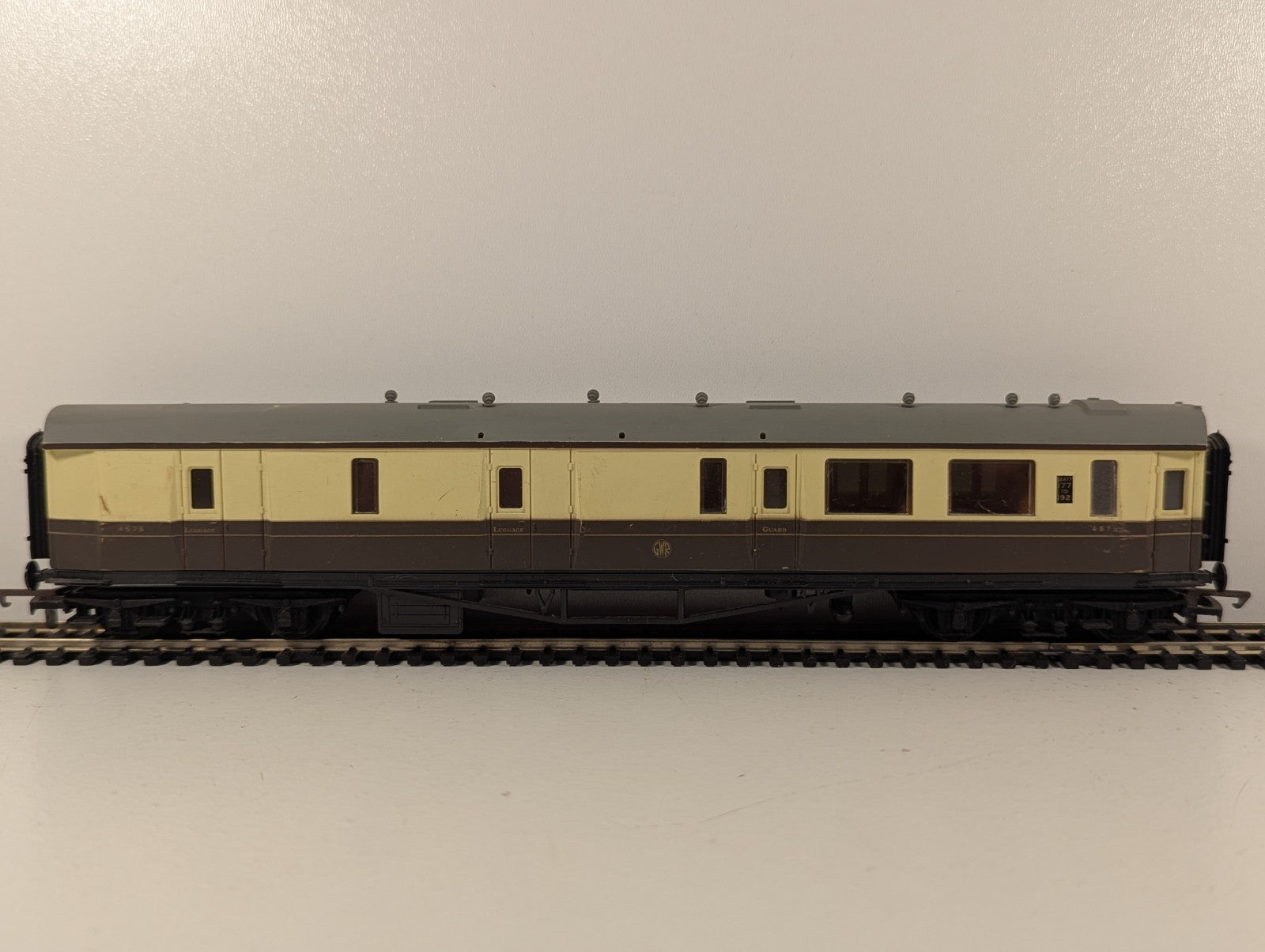 Airfix 54209 OO Gauge GWR Centenary Brake 3rd Coach