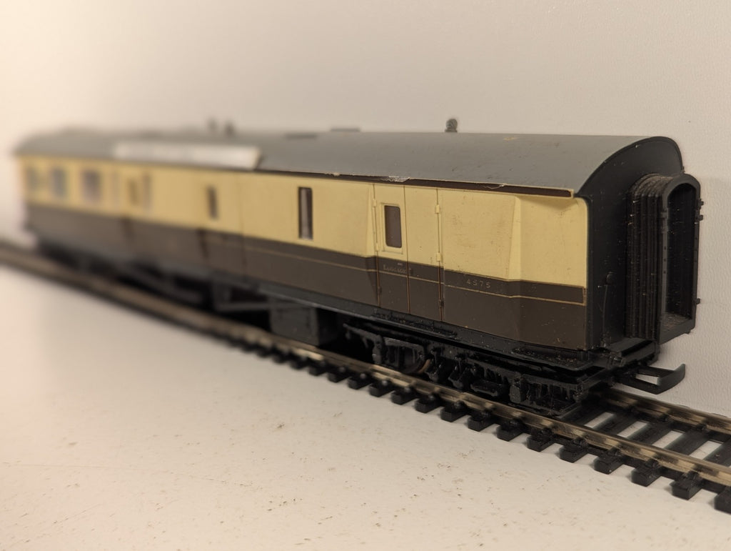 Airfix OO Gauge GWR Centenary Brake Third Coach Passenger Coach 4575