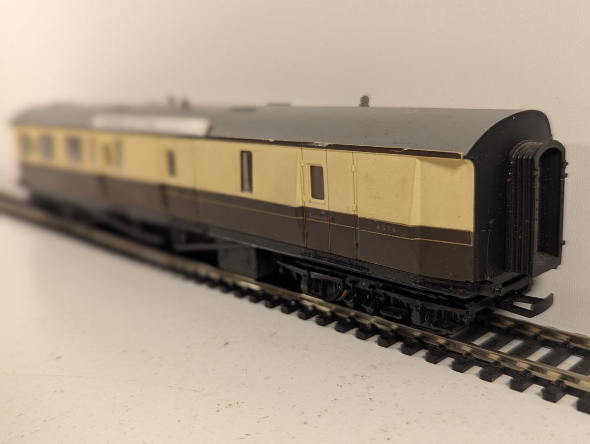 Airfix OO Gauge GWR Centenary Brake Third Coach Passenger Coach 4575